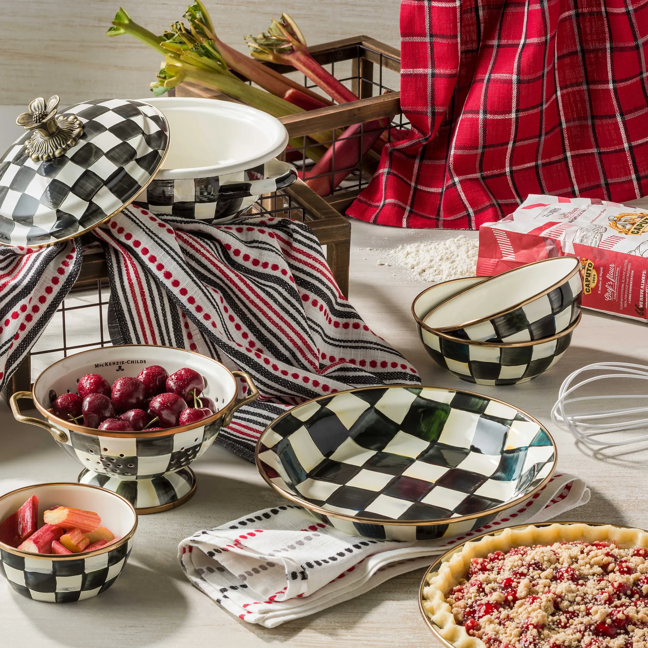 MacKenzie-Childs Courtly Check Pie Plate| Fall Entertaining|Cookware & Bakeware