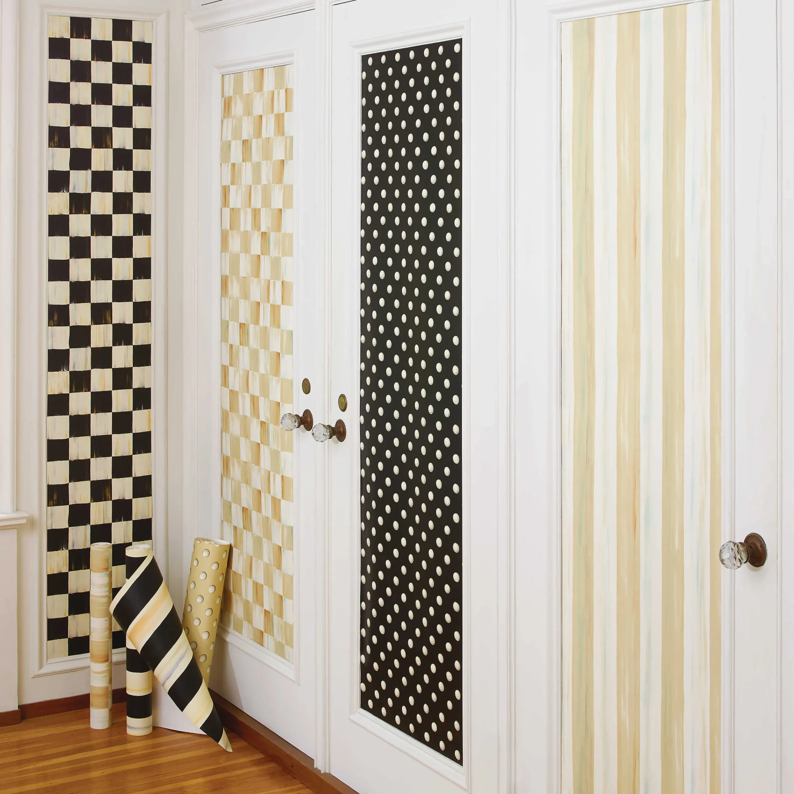 MacKenzie-Childs Courtly Check Wallpaper| Finishing Touches|Room Accents