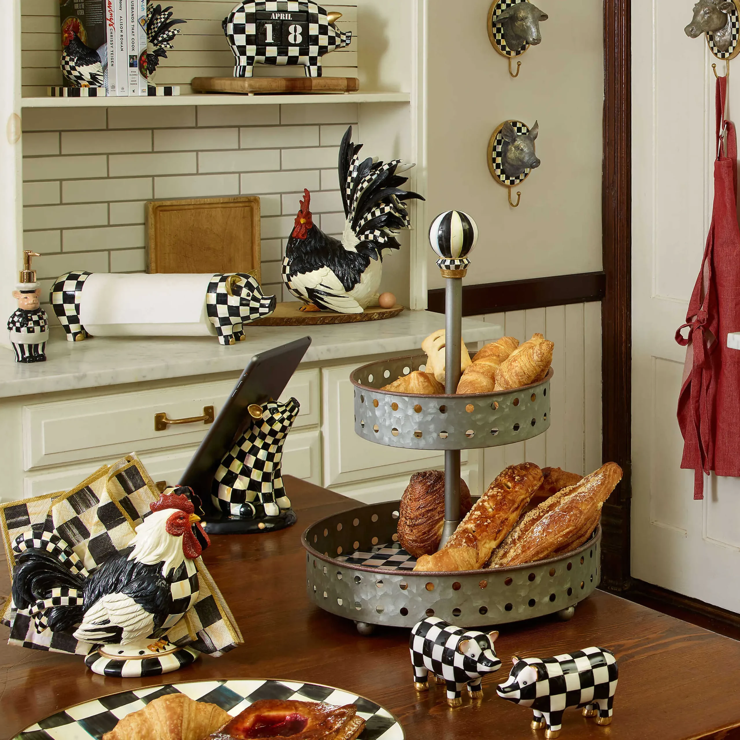 MacKenzie-Childs Pig Salt Pepper Set| Spring|Table Accessories
