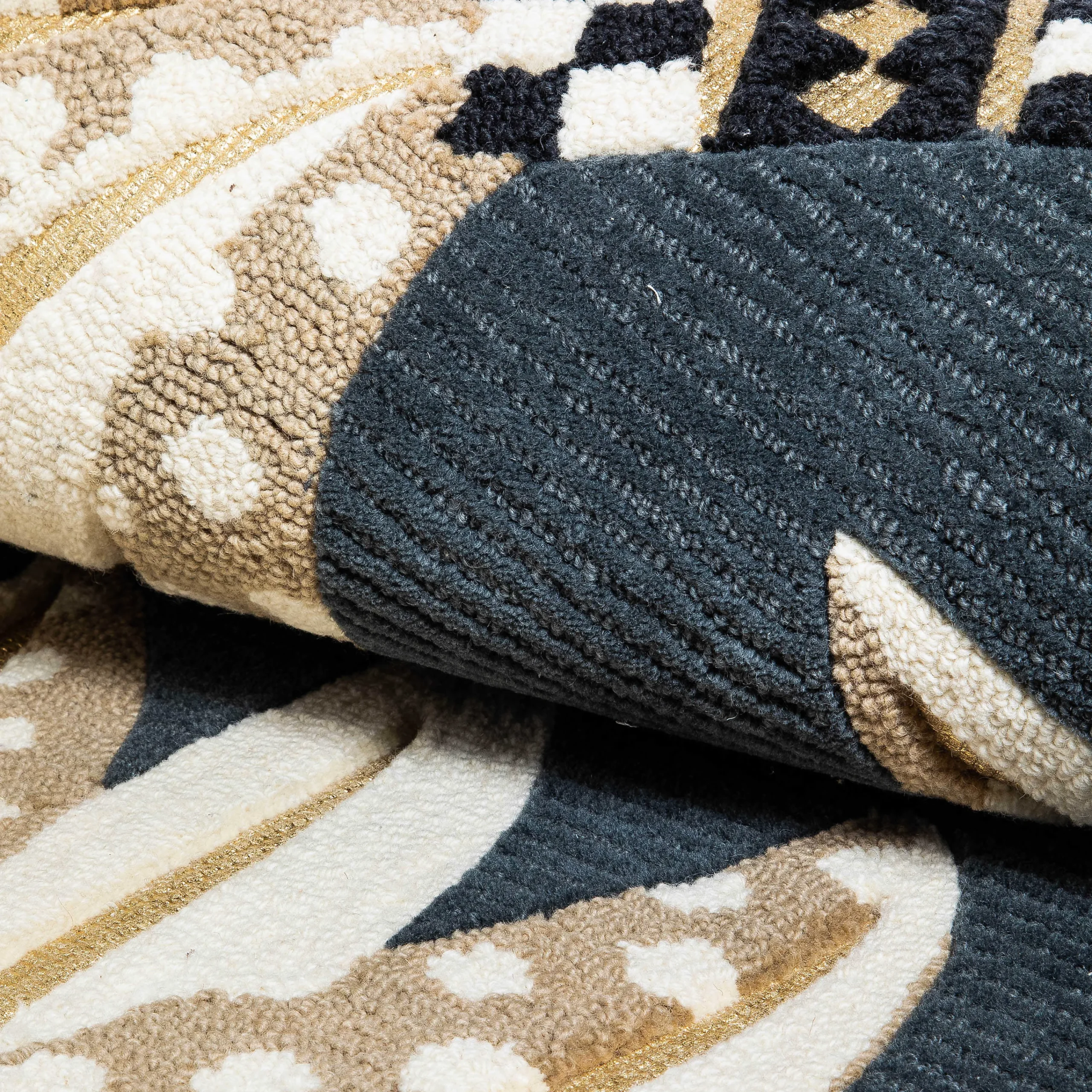 MacKenzie-Childs Wild Indoors 2'3 x 3'9 Rug| Rugs